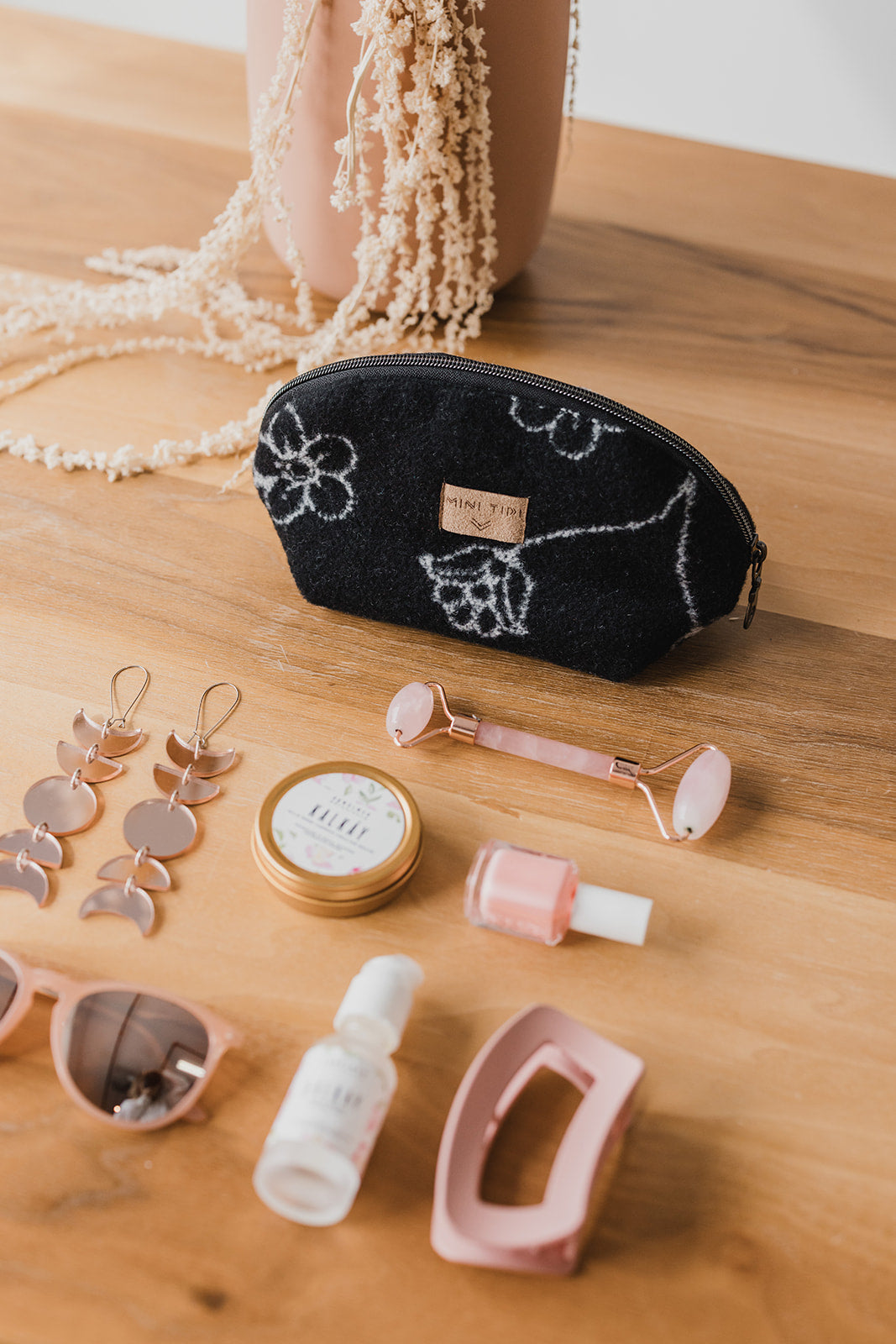 Fleurs Essential Bag