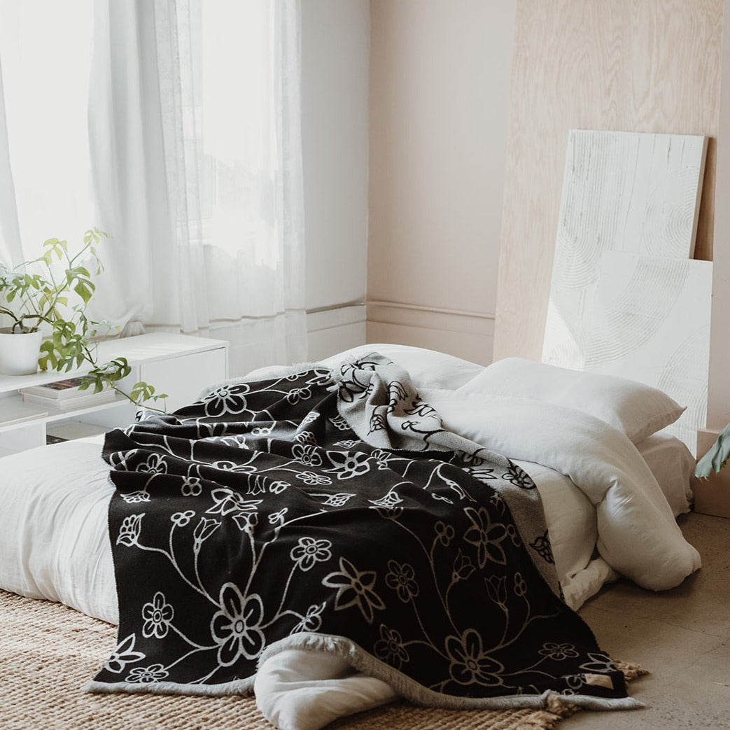 Fleurs Indigenous Wool Blanket