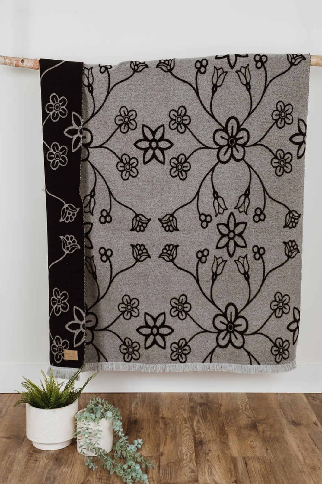 Fleurs Indigenous Wool Blanket